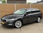 Skoda Octavia Combi 1.0 e-TSI Business Edition Plus Automaat | LED verlichting | Stoelverwarming | Apple CarPlay/Android Auto | Climate control | Adaptieve cruise control | Verwarmde voorruit | Trekhaak | Parkeersensoren voor en achter