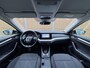 Skoda Octavia Combi 1.0 e-TSI Business Edition Plus Automaat | LED verlichting | Stoelverwarming | Apple CarPlay/Android Auto | Climate control | Adaptieve cruise control | Verwarmde voorruit | Trekhaak | Parkeersensoren voor en achter