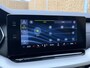 Skoda Octavia Combi 1.0 e-TSI Business Edition Plus Automaat | LED verlichting | Stoelverwarming | Apple CarPlay/Android Auto | Climate control | Adaptieve cruise control | Verwarmde voorruit | Trekhaak | Parkeersensoren voor en achter