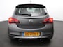 Opel Corsa 1.6 Turbo OPC 207PK!! Climate Control Panoramadak Navigatie OPC sportstoelen Stoelverwarming Stuurverwarming Lichtmetalen velgen Camera