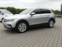 Volkswagen Tiguan 1.4 TSI eHybrid Business+ / PANO