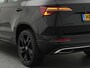 Skoda Karoq 1.5 TSI 150pk AUTOMAAT Sportline Business | Trekhaak | Panoramdak | Adaptieve cruise control | Verwarmde voorruit | Stoelverwarming voor & achter |