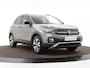 Volkswagen T-Cross 1.0 TSI 95pk Life · Apple/Android Car Play · Trekhaak afneembaar · Camera ·Dodehoeksensoren · Alarm · Navigatie · Stoelverwarming · 17'' Inch · Clima ·