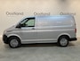 Volkswagen Transporter 2.0 TDI L1H1 150 PK Automaat / Airco / Cruise Control Adap. / CarPlay / PDC / Navigatie / 3-Zits
