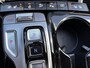 Hyundai Tucson 1.6 T-GDI HEV AWD Premium Edition / Uniek 4WD / Dealer onderhouden / 1.650 kg trekgewicht / Leder / Elektrische klep / Stoelventilatie / Stuur-, stoel- & achterbankverwarming / 19" LM wielen & All Season banden /