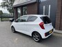 Kia Picanto 1.0 CVVT Comfort Pack AIRCO | LICHTMETALEN VELGEN | NAV | ELEC RAMEN | NIEUWE APK!!!