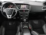 Volvo V40 1.5 T3 Polar+ Sport | Panoramadak | Stoelverwarming | Leder/Alcantara | Standkachel | Camera | Park Assist | Navigatie | Full LED | Keyless | Climate control | Bluetooth | Cruise control | R Design