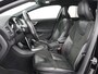 Volvo V40 1.5 T3 Polar+ Sport | Panoramadak | Stoelverwarming | Leder/Alcantara | Standkachel | Camera | Park Assist | Navigatie | Full LED | Keyless | Climate control | Bluetooth | Cruise control | R Design