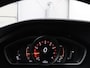 Volvo V40 1.5 T3 Polar+ Sport | Panoramadak | Stoelverwarming | Leder/Alcantara | Standkachel | Camera | Park Assist | Navigatie | Full LED | Keyless | Climate control | Bluetooth | Cruise control | R Design