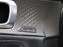 Kia Sorento 1.6 T-GDI Hybrid 2WD ExecutiveLine 7p. | 7 PERSOONS | 360 CAMERA | PANORAMA- SCHUIFDAK | NAVIGATIE | LEER | STUUR- & STOELVERWARMING | STOELVERKOELING | BOSE AUDIO | APPLE CARPLAY / ANDROID AUTO