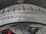Tesla Model 3 Performance AWD 75 kWh / CCS snelladen / Stuur- Stoel & Achterbank verwarming / Panoramadak / Rondomzicht camera / Draadloze telefoon lader / Elektrische achterklep / Voorruit verwarming / Apple Carplay Android Auto / Lichtmetalen wielen 20“ /