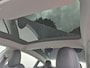 Tesla Model 3 Performance AWD 75 kWh / CCS snelladen / Stuur- Stoel & Achterbank verwarming / Panoramadak / Rondomzicht camera / Draadloze telefoon lader / Elektrische achterklep / Voorruit verwarming / Apple Carplay Android Auto / Lichtmetalen wielen 20“ /