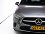 Mercedes-Benz A-klasse 200 Premium Plus | Leer | Panodak | Stoelverw. | Afn. trekhaak | Navigatie | All-season banden | Cruise | Camera | Matrix Led