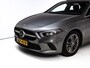 Mercedes-Benz A-klasse 200 Premium Plus | Leer | Panodak | Stoelverw. | Afn. trekhaak | Navigatie | All-season banden | Cruise | Camera | Matrix Led