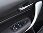 BMW 1-Serie 116i Corporate Lease High Executive | Stoelverwarming | Parkeersensoren voor & achter | Lederen bekleding | DAB Ontvanger | Climate controle |