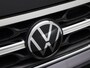 Volkswagen T-Roc 1.5 TSI R-Line 150 PK| Achterklep Elektrisch | Achteruitrijcamera | Stoelverwarming | 'Keyless Access | Dodehoek Detectie | Stuurwielverwarming