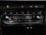 Volkswagen T-Roc 1.5 TSI R-Line 150 PK| Achterklep Elektrisch | Achteruitrijcamera | Stoelverwarming | 'Keyless Access | Dodehoek Detectie | Stuurwielverwarming