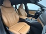 BMW 3-Serie Touring 330e Luxury Line | Laserlicht | Leren Sportstoelen | Carplay&Android | DAB | Sfeerverlichting