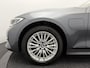 BMW 3-Serie Touring 330e Luxury Line | Laserlicht | Leren Sportstoelen | Carplay&Android | DAB | Sfeerverlichting