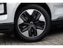 Volvo EX30 Single Motor 51 kWh Plus | Trekhaak | Elektrisch Verstelbare Voorstoelen | Harman Kardon Audio | Stoelverwarming | Achteruitrijcamera | Google Maps Navigatie | Apple Carplay | Android Auto | Elektrische Achterklep