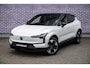 Volvo EX30 Single Motor 51 kWh Plus | Trekhaak | Elektrisch Verstelbare Voorstoelen | Harman Kardon Audio | Stoelverwarming | Achteruitrijcamera | Google Maps Navigatie | Apple Carplay | Android Auto | Elektrische Achterklep