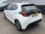 Toyota Yaris 1.5 Hybrid First Edition Nieuw geleverd en dealeronderhouden, Trekhaak, Navigatie, LED, Smart Key, Smart Key
