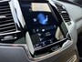 Volvo XC90 T8 390PK Automaat Recharge AWD Inscription | Nubuck Hemel | Head-up | Trekhaak | 360 Camera | Stoelverwarming/verkoeling | Memory | H & K |