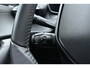 Peugeot 2008 1.2 Turbo 100 Allure | Adaptive Cruise Control | Draadloos Apple Carplay & Android Auto | Parkeersensoren voor & achter | 17'' Lichtmetalen velgen | Full LED