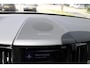 Volvo XC60 B5 Inscription | Panoramadak | Head-up display | Verwarmbare voorstoelen en stuurwiel | Rondom zichtcamera | Elekrische voorstoelen | Apple carplay/Android auto |