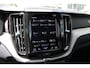 Volvo XC60 B5 Inscription | Panoramadak | Head-up display | Verwarmbare voorstoelen en stuurwiel | Rondom zichtcamera | Elekrische voorstoelen | Apple carplay/Android auto |