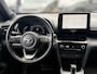Toyota Yaris Cross 1.5 Hybrid First Edition Stoelverwarming, Parkeersensoren voor + achter, LED, Privacy glass, LMV, Dealeronderhouden, All-season banden