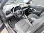 Toyota Yaris Cross 1.5 Hybrid First Edition Stoelverwarming, Parkeersensoren voor + achter, LED, Privacy glass, LMV, Dealeronderhouden, All-season banden