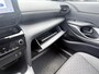 Toyota Yaris Cross 1.5 Hybrid First Edition Stoelverwarming, Parkeersensoren voor + achter, LED, Privacy glass, LMV, Dealeronderhouden, All-season banden