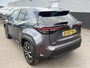 Toyota Yaris Cross 1.5 Hybrid First Edition Stoelverwarming, Parkeersensoren voor + achter, LED, Privacy glass, LMV, Dealeronderhouden, All-season banden