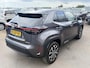 Toyota Yaris Cross 1.5 Hybrid First Edition Stoelverwarming, Parkeersensoren voor + achter, LED, Privacy glass, LMV, Dealeronderhouden, All-season banden