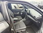 Toyota Yaris Cross 1.5 Hybrid First Edition Stoelverwarming, Parkeersensoren voor + achter, LED, Privacy glass, LMV, Dealeronderhouden, All-season banden