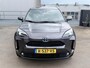 Toyota Yaris Cross 1.5 Hybrid First Edition Stoelverwarming, Parkeersensoren voor + achter, LED, Privacy glass, LMV, Dealeronderhouden, All-season banden