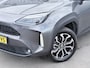 Toyota Yaris Cross 1.5 Hybrid First Edition Stoelverwarming, Parkeersensoren voor + achter, LED, Privacy glass, LMV, Dealeronderhouden, All-season banden