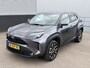 Toyota Yaris Cross 1.5 Hybrid First Edition Stoelverwarming, Parkeersensoren voor + achter, LED, Privacy glass, LMV, Dealeronderhouden, All-season banden