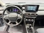Dacia Jogger 1.6 Hybrid 140 Extreme 7p. ZUINIG | RUIM | Stoelverwarming | Climate control | Carplay |