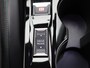 Peugeot e-2008 EV Allure Pack 50 kWh | Navi | Cruise | Clima | 17 inch LMV | Carplay | Parkeersensoren |