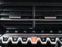 Peugeot e-2008 EV Allure Pack 50 kWh | Navi | Cruise | Clima | 17 inch LMV | Carplay | Parkeersensoren |