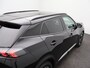 Peugeot e-2008 EV Allure Pack 50 kWh | Navi | Cruise | Clima | 17 inch LMV | Carplay | Parkeersensoren |