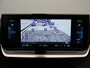 Peugeot e-2008 EV Allure Pack 50 kWh | Navi | Cruise | Clima | 17 inch LMV | Carplay | Parkeersensoren |