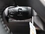 Peugeot e-2008 EV Allure Pack 50 kWh | Navi | Cruise | Clima | 17 inch LMV | Carplay | Parkeersensoren |