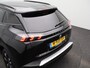 Peugeot e-2008 EV Allure Pack 50 kWh | Navi | Cruise | Clima | 17 inch LMV | Carplay | Parkeersensoren |