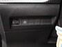 Peugeot e-2008 EV Allure Pack 50 kWh | Navi | Cruise | Clima | 17 inch LMV | Carplay | Parkeersensoren |