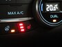 Ford Focus 1.5 EcoBoost ST Line | Trekhaak | Stoel & Stuurverwarming | Keyless | Carplay | Climate control | Parkeerhulp | Full LED | Cruise control | Navigatie | Bluetooth | Getint glas