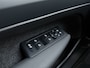 Volvo EX40 Extended Range Plus / Nubuck / 360 camera / Harman&Kardon / Stoel + Stuurw. Verwarming / BLIS / ACC / El. Trekhaak /