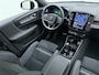 Volvo EX40 Extended Range Plus / Nubuck / 360 camera / Harman&Kardon / Stoel + Stuurw. Verwarming / BLIS / ACC / El. Trekhaak /